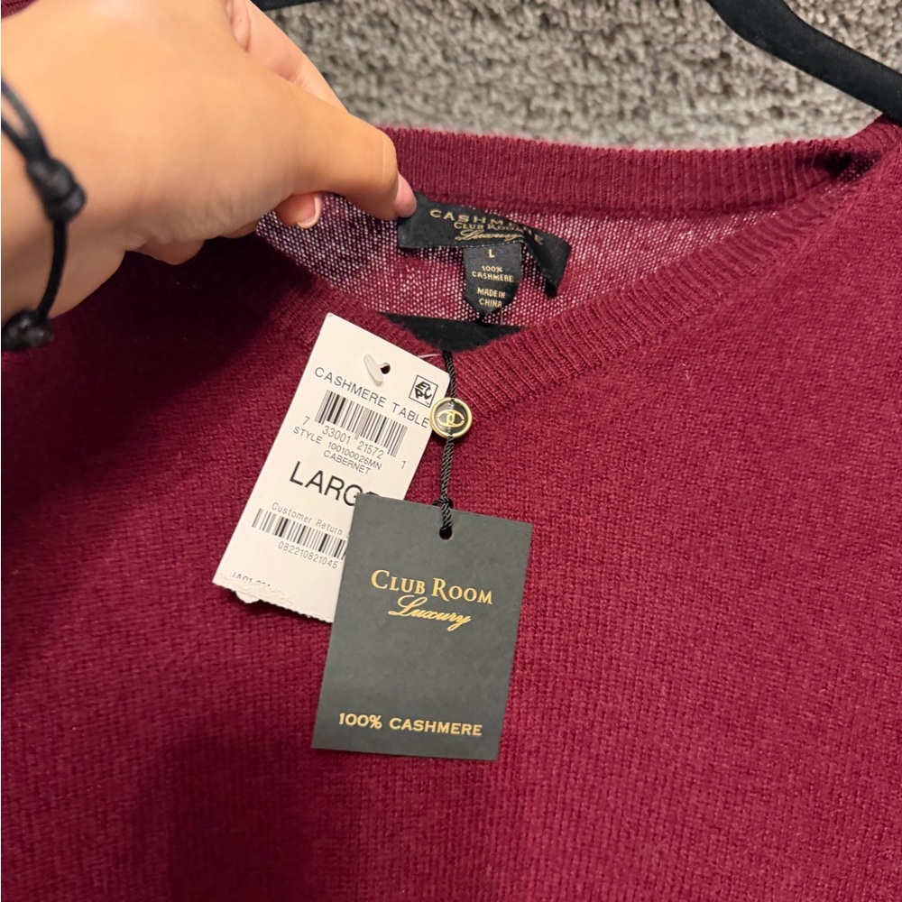 Club Room luxury V-Neck Cashmere 100% Sweater - Burgundy